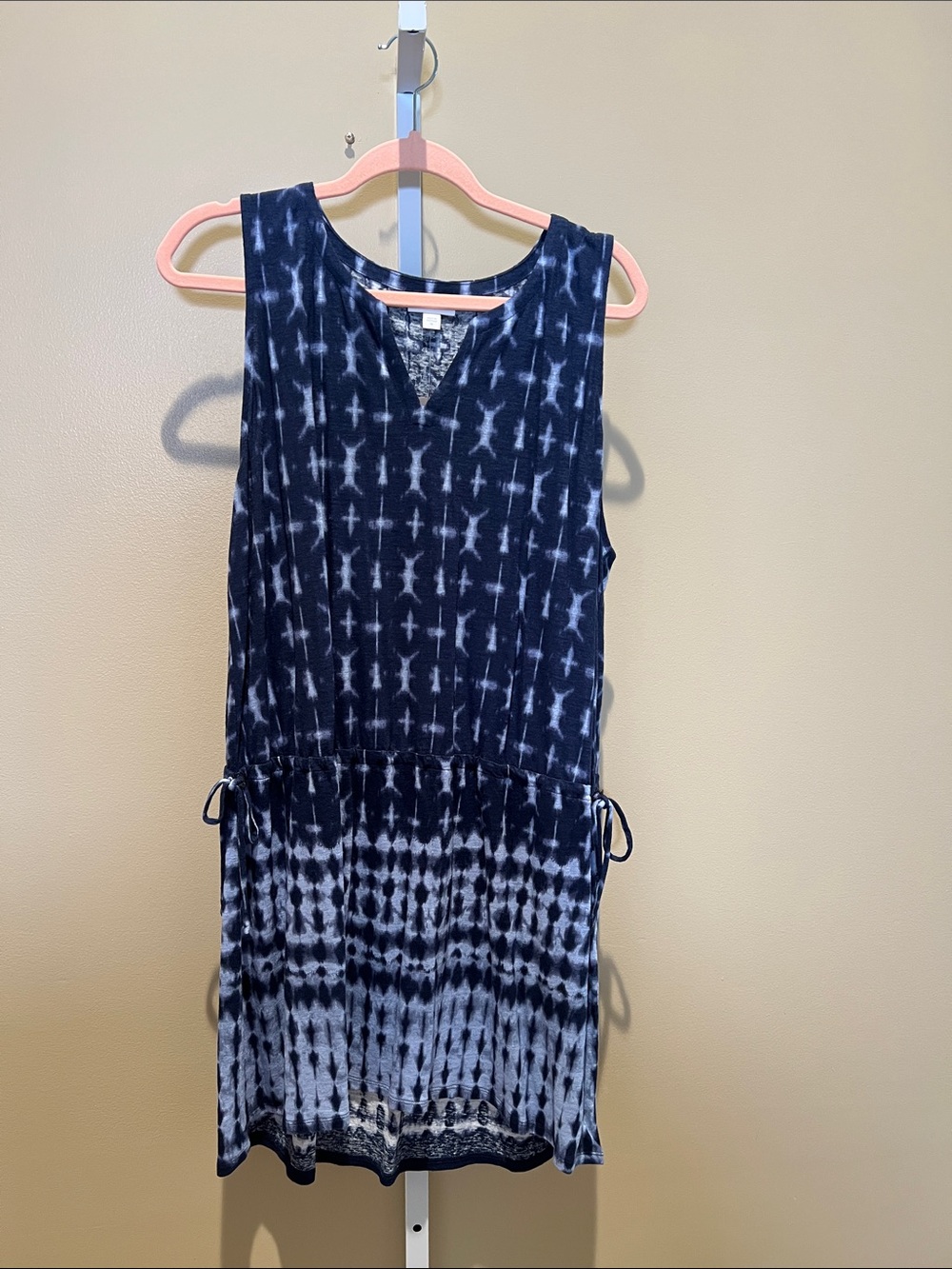 J. Jill Navy and White Tie-Dye V-Neck Tunic